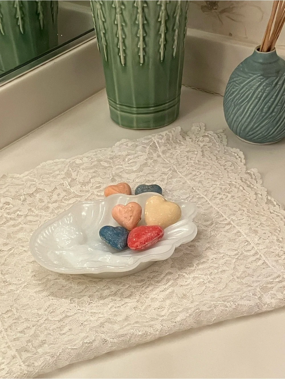 AVON SIGNED MILK GLASS TRINKET OR SOAP DISH